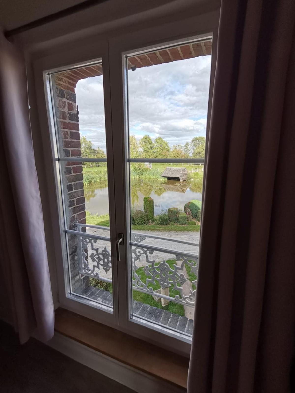 Manoir Du Taillis Bed & Breakfast Heugon Exterior foto